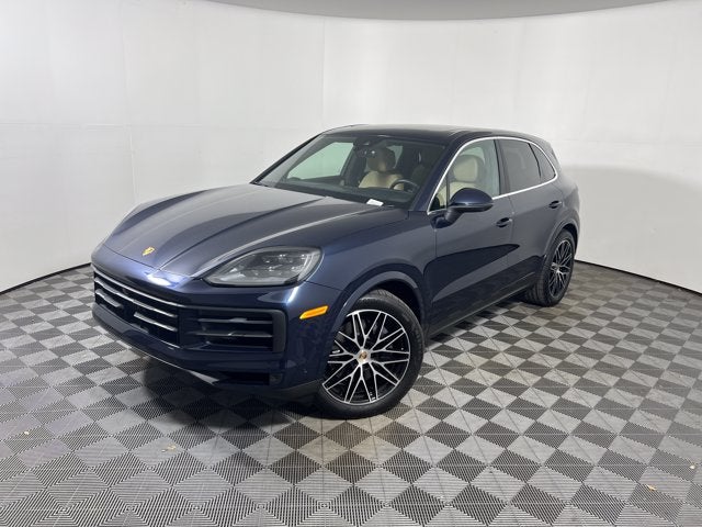 2025 Porsche Cayenne Base