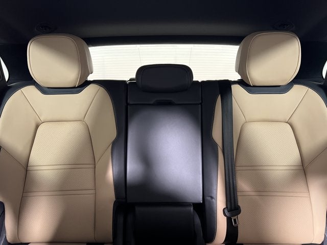 2025 Porsche Cayenne Base