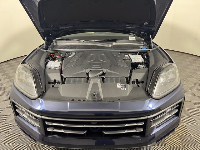 2025 Porsche Cayenne Base
