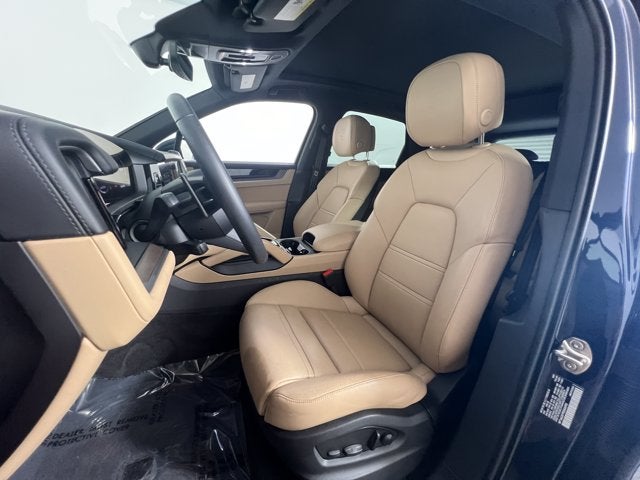 2025 Porsche Cayenne Base