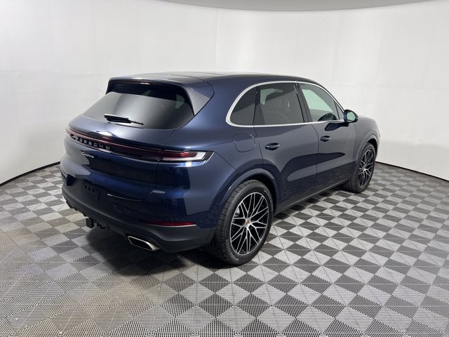 2025 Porsche Cayenne Base