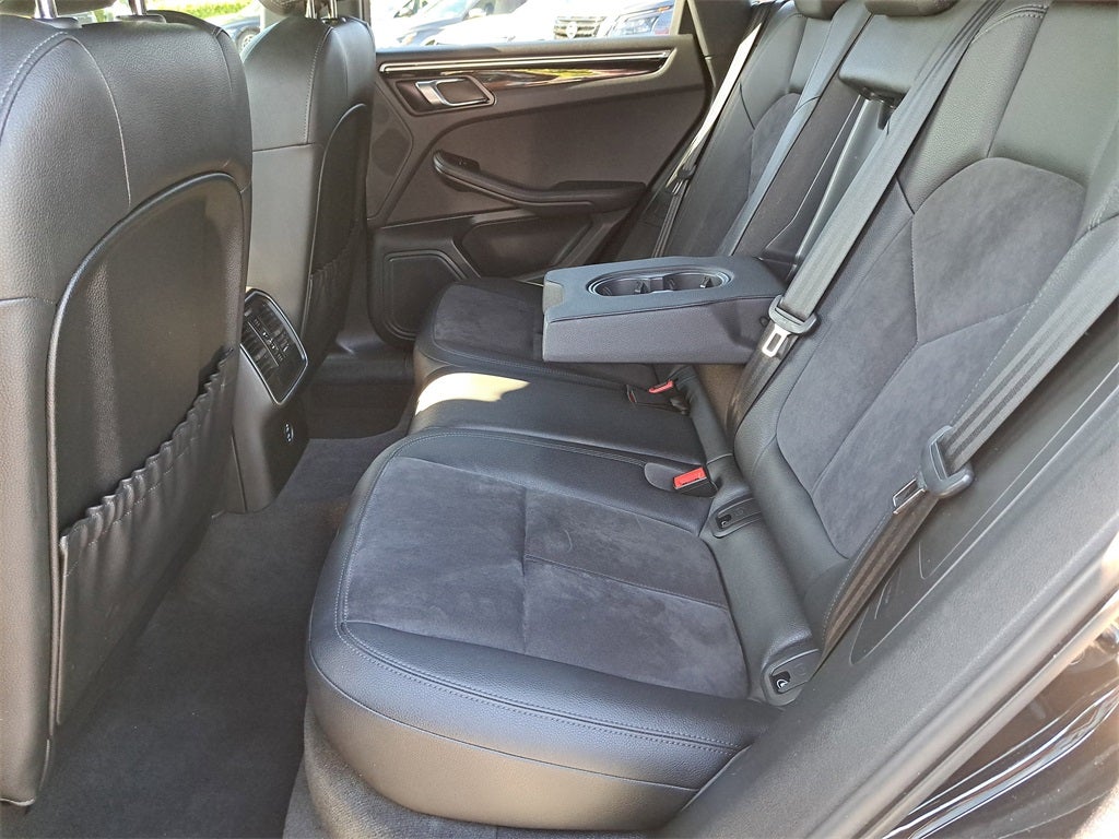 2021 Porsche Macan S