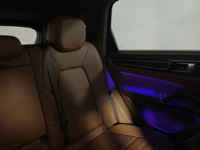 2023 Porsche Cayenne S Platinum Edition