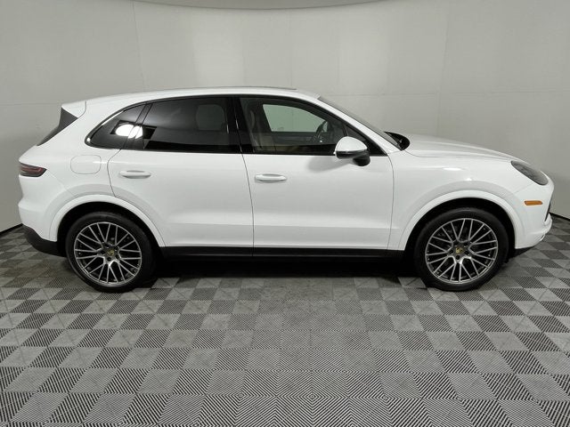 2023 Porsche Cayenne S Platinum Edition
