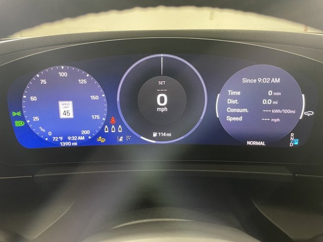 2025 Porsche Macan Electric Turbo