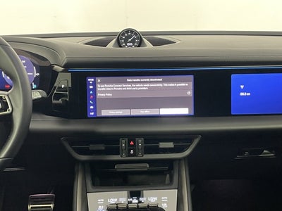 2025 Porsche Macan Electric Turbo