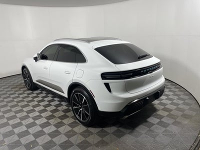 2025 Porsche Macan Electric Turbo
