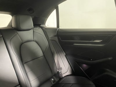 2025 Porsche Macan Electric RWD