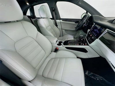 2023 Porsche Macan GTS