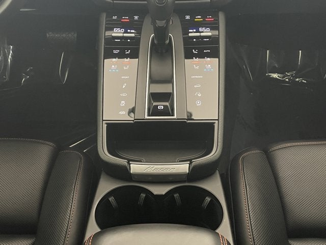 2024 Porsche Macan GTS