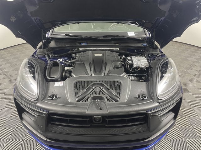 2024 Porsche Macan GTS