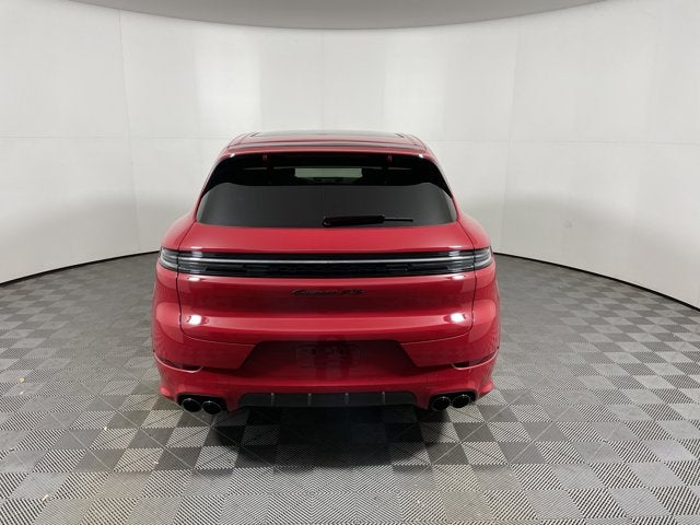 2025 Porsche Cayenne GTS