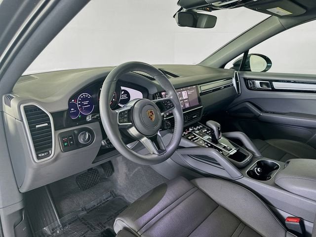 2021 Porsche Cayenne Base