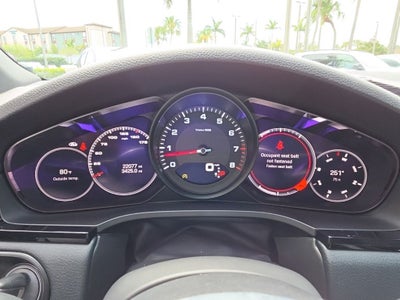 2023 Porsche Cayenne Platinum Edition