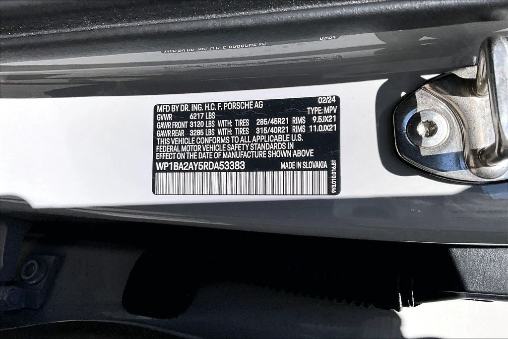 2024 Porsche Cayenne Coupe Base