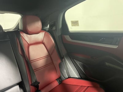 2024 Porsche Cayenne Coupe