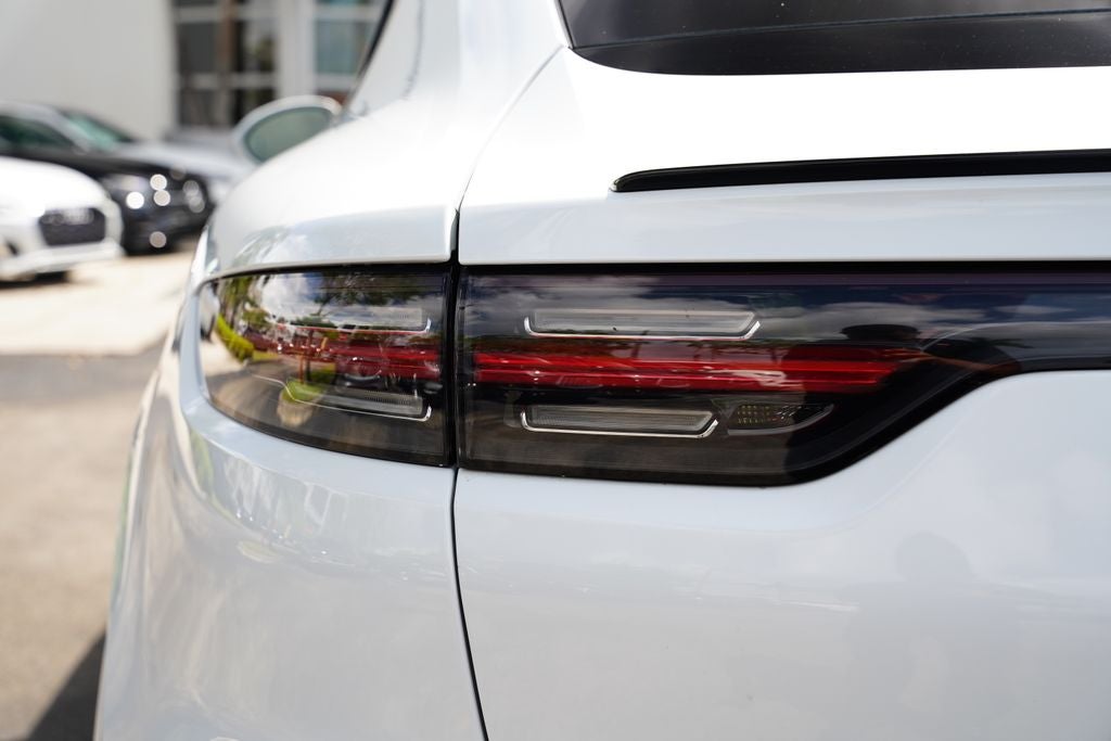 2022 Porsche Cayenne S