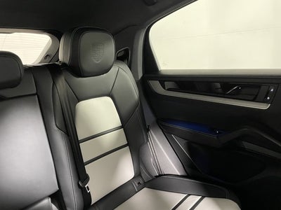2025 Porsche Cayenne S