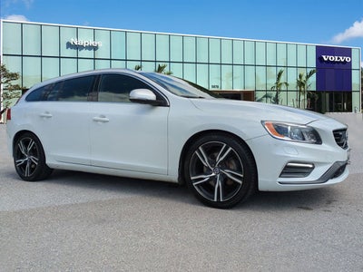 2018 Volvo V60 R-Design Platinum