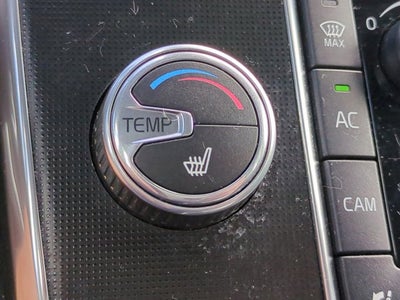 2018 Volvo V60 R-Design Platinum