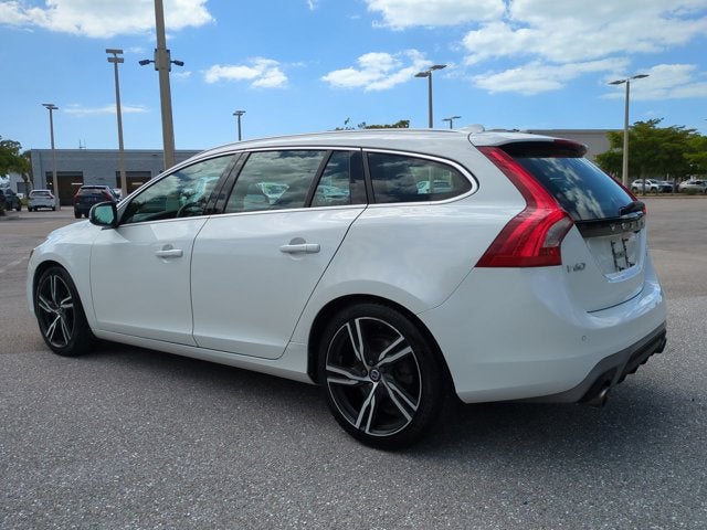 2018 Volvo V60 R-Design Platinum