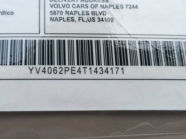 2026 Volvo XC90 Plus