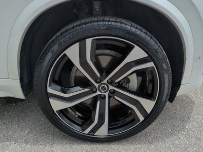 2024 Volvo XC90 Ultimate Bright Theme