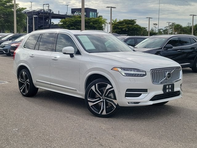 2025 Volvo XC90 B6 Ultra