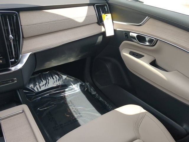 2026 Volvo XC90 Core