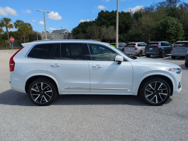2023 Volvo XC90 Plus