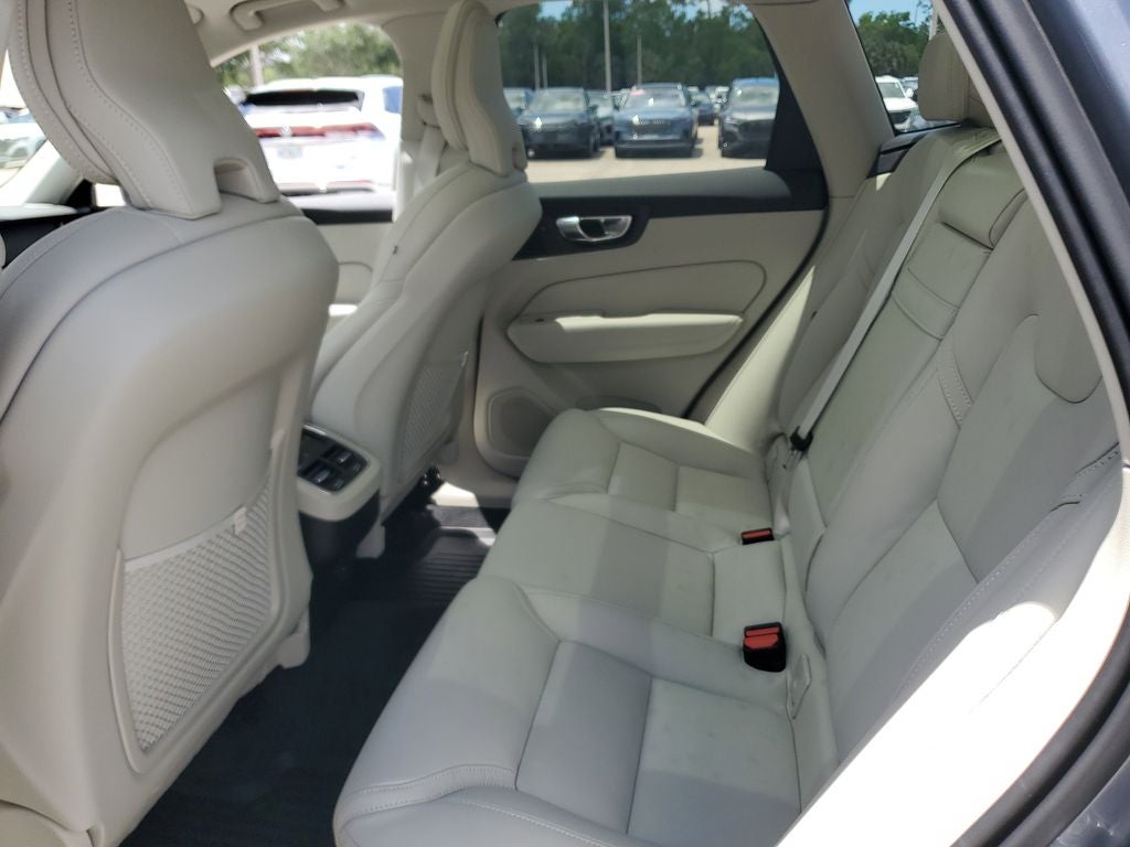 2021 Volvo XC60 T5 Inscription