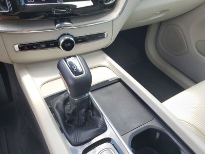2021 Volvo XC60 T5 Inscription