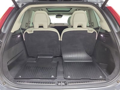 2020 Volvo XC90 T5 Momentum