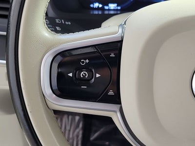 2020 Volvo XC90 T5 Momentum