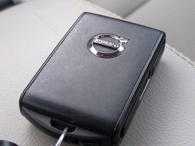 2019 Volvo XC40 Momentum