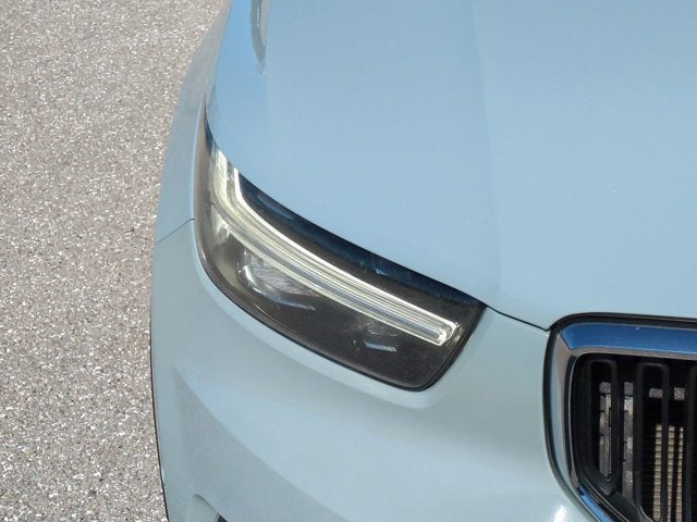 2019 Volvo XC40 Momentum
