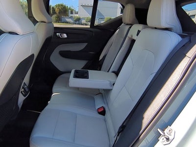 2019 Volvo XC40 Momentum