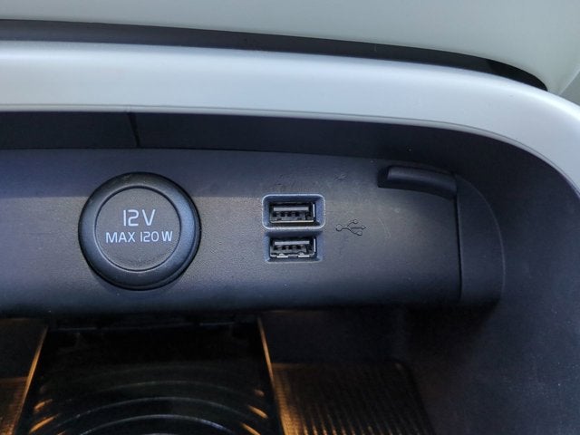 2019 Volvo XC40 Momentum