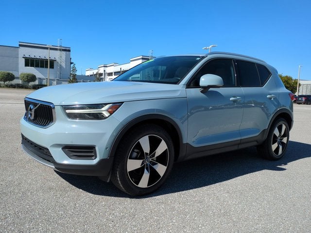 2019 Volvo XC40 Momentum