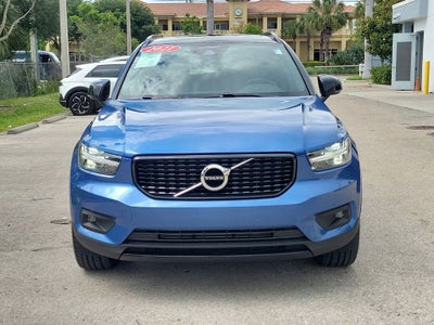 2021 Volvo XC40 R-Design
