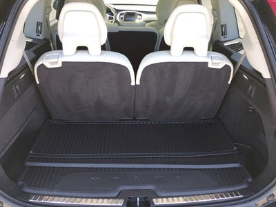 2025 Volvo XC90 Plug-In Hybrid Plus