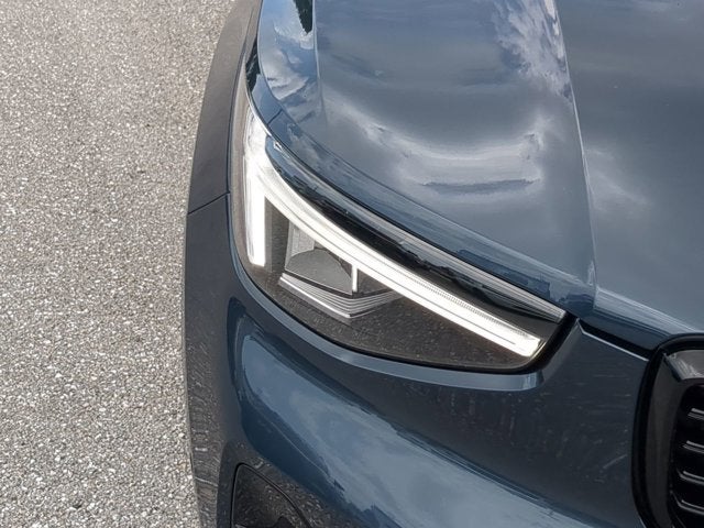 2026 Volvo XC40 Plus