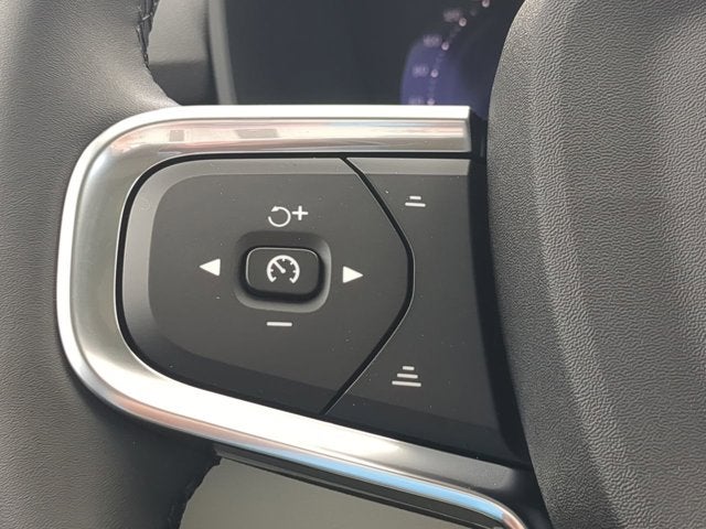 2026 Volvo XC40 Plus