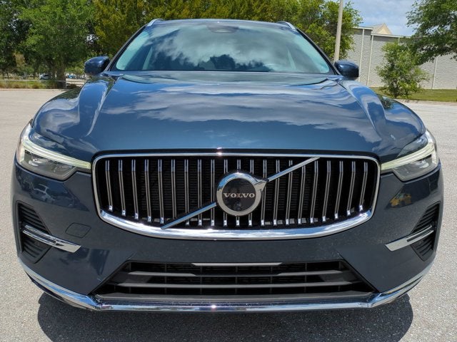 2023 Volvo XC60 Ultimate Bright Theme