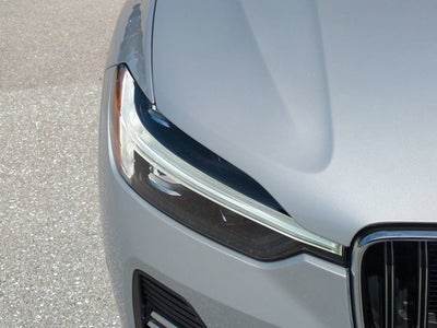 2023 Volvo XC60 Plus Bright Theme