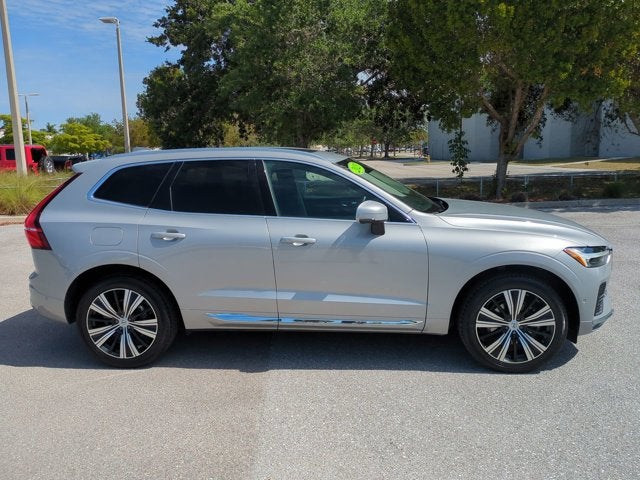 2023 Volvo XC60 Plus Bright Theme