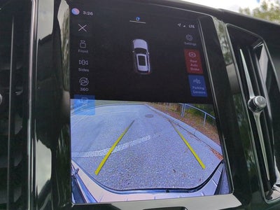 2023 Volvo XC60 Plus Dark Theme