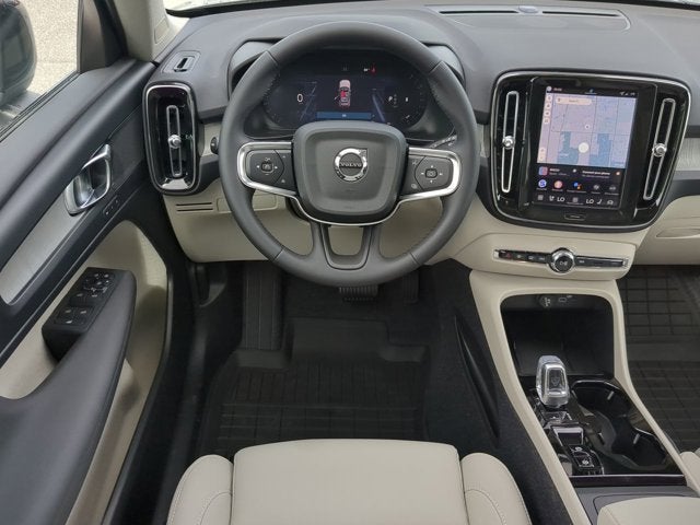 2026 Volvo XC40 Plus