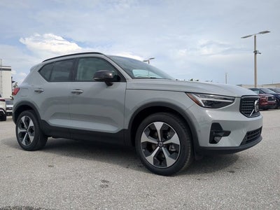 2026 Volvo XC40 Plus