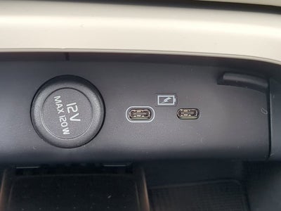 2026 Volvo XC40 Plus